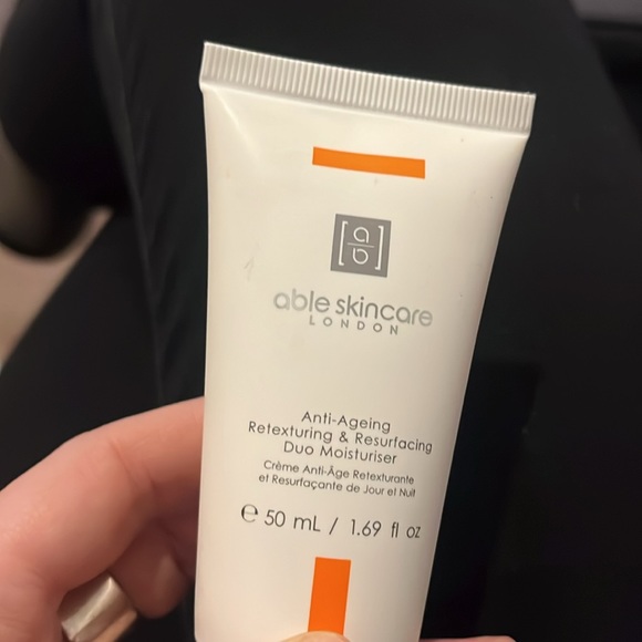 NEW Able skincare London Anti-Ageing Retexturizing & Resurfacing Duo Moisturizer - Picture 5 of 5